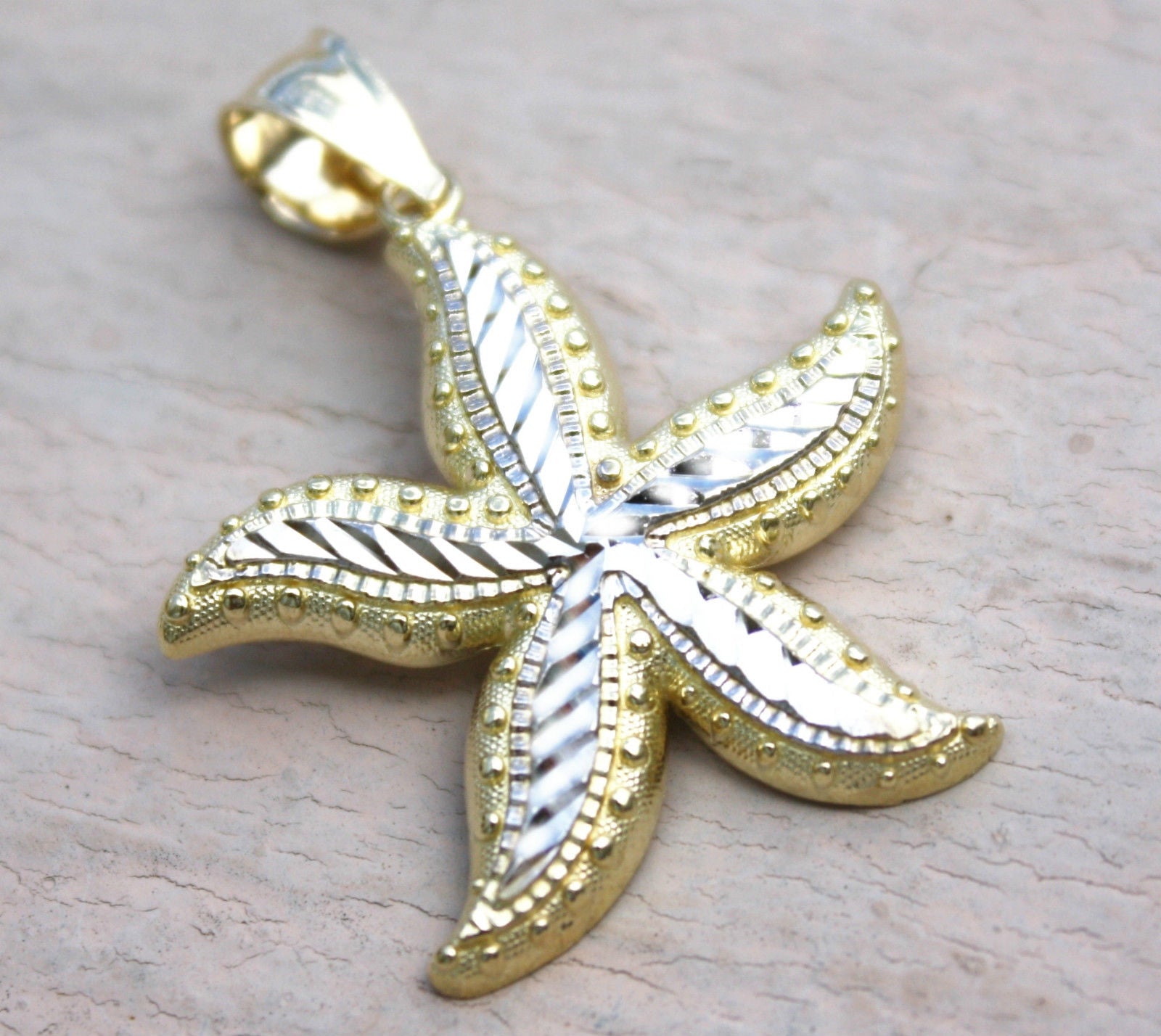 14K Yellow White Gold 2 Tone Hawaiian Jewelry Sea life Star Fish 25mm Pendant