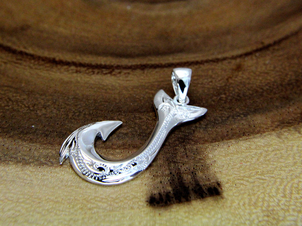 925 Sterling Silver Hawaiian Scroll Engraved Fish Hook Whale Tail Pend –  Mau Loa Jewelry