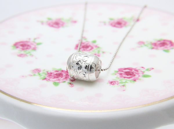 925 Sterling Silver Hawaiian Plumeria Flower Scroll Engraved Barrel Bead Pendant